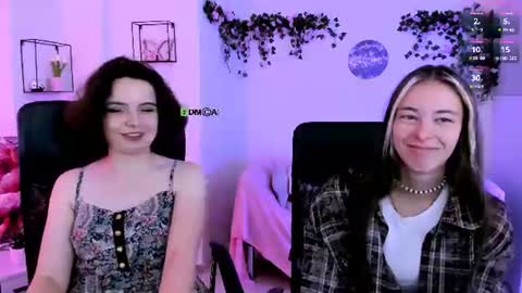 mia_mooon_ online show from June 27, 8:53 am