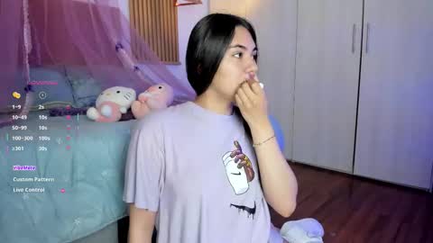 Mia Nevaeh - follow me online show from February 28, 8:57 pm