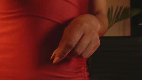 Mia online show from March 15, 11:46 am