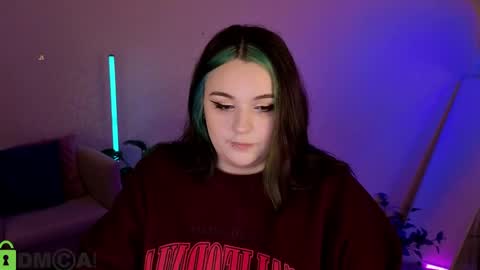 Mia online show from March 30, 2:22 am