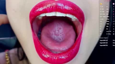 Mia online show from November 15, 7:37 pm