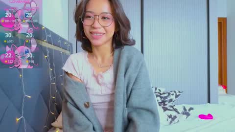 Mia online show from February 27, 6:24 am