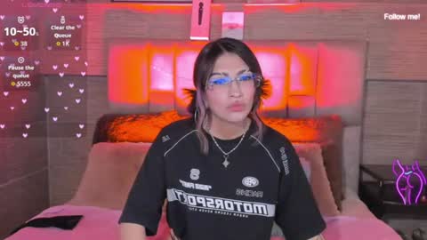 Mia online show from July 19, 2:47 am