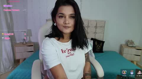 Mia  online show from November 14, 2:03 am