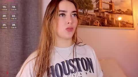 Mia White  online show from March 8, 12:30 pm