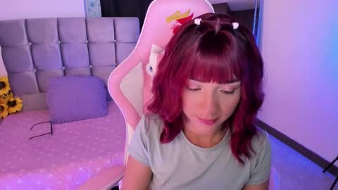 Snapshot of miaa_06 chatting on September 11, 3:41 am mia  nicolle online show from September 11, 3:41 am