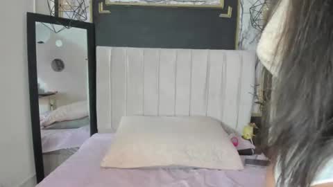 miaa_foxxx online show from February 1, 5:04 am