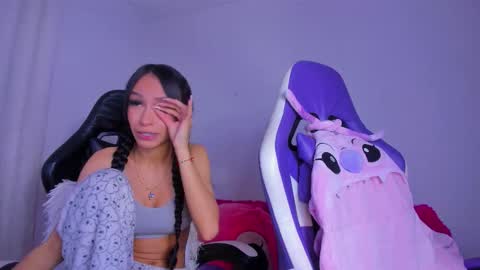 miaa_lovee6969 online show from January 17, 7:29 am