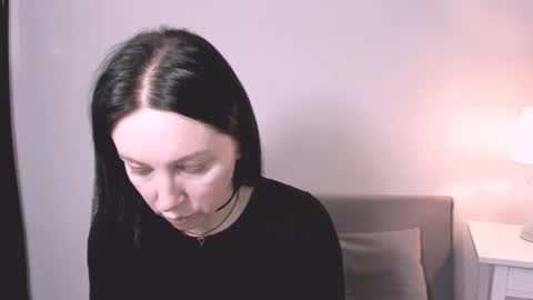 Mia online show from February 23, 4:20 pm