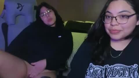 Mia online show from October 1, 2:54 am