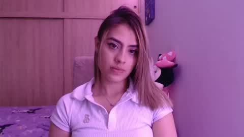 Miia  online show from December 13, 9:54 pm