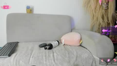 Miafisher online show from September 23, 9:58 am