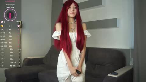 Mia online show from September 11, 9:43 am