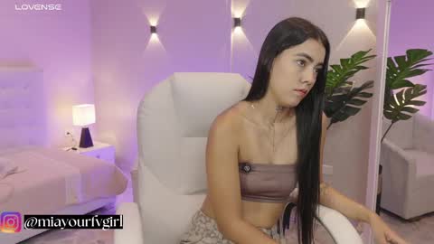 Mia Gomez online show from September 16, 12:40 pm