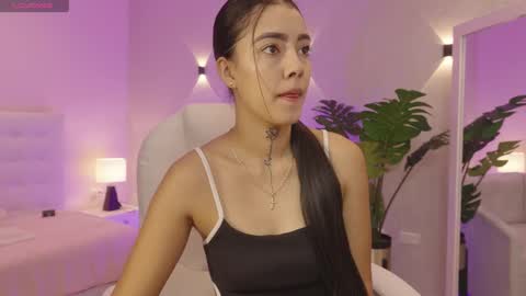 Mia Gomez online show from October 27, 1:22 pm