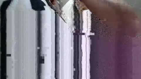 miah_land online show from February 17, 8:02 am