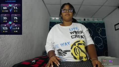 miajoseph_ online show from May 5, 3:02 am