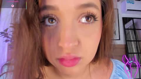 Mia  online show from January 9, 3:45 am