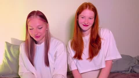 milanaaaa online show from December 2, 7:11 pm