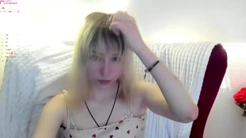 miakimiko online show from June 14, 2:11 am