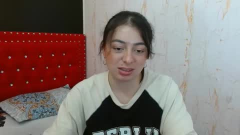 miakimky online show from October 25, 5:02 pm