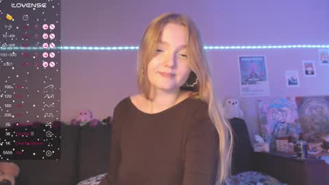 Snapshot of miamiameow chatting on January 31, 5:10 pm Mia online show from January 31, 5:10 pm