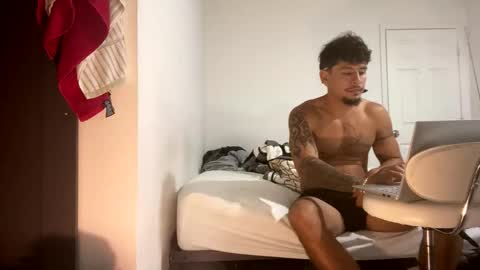 miamiclos1 online show from February 27, 2:53 pm