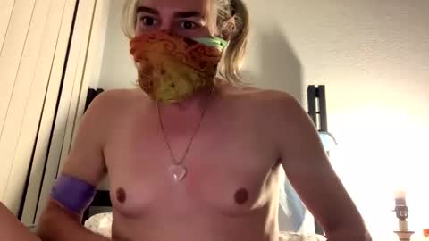 miamitransgirl305 online show from February 26, 3:43 am