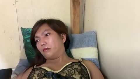 miamoore_hugecock online show from June 24, 12:39 am