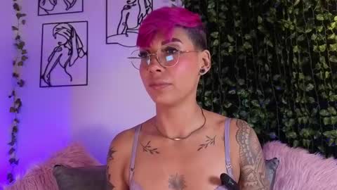 Mia Morgann online show from October 30, 3:01 pm