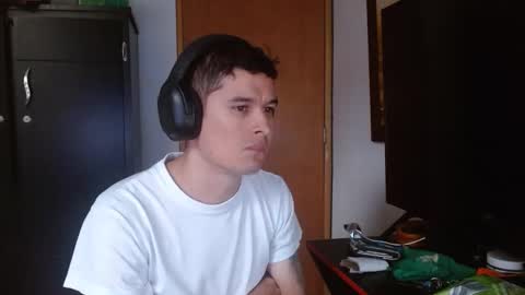 miaou_miaou online show from February 13, 10:33 pm