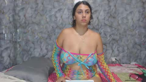 miarouse1531 online show from March 15, 1:54 am