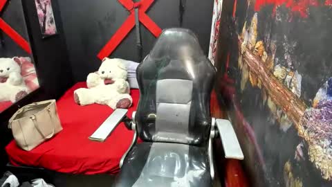 Mariana online show from October 2, 12:59 pm