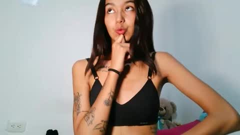 MiaValeria online show from February 12, 1:09 am