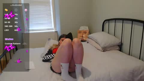 Mia  online show from February 11, 3:08 pm