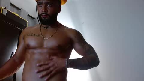 maximo online show from February 4, 6:06 am