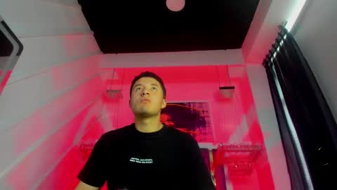 MichaelConnor  online show from January 31, 3:11 pm