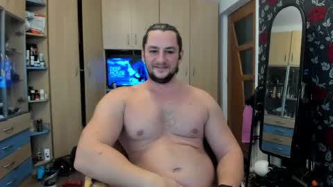 michaelragnar90 online show from July 25, 7:17 am