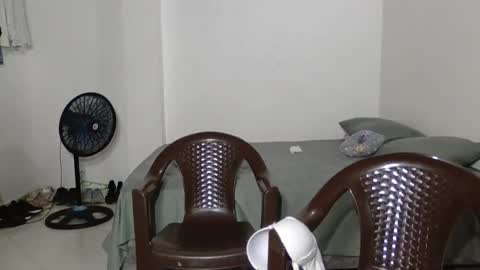 MichelandDavid online show from November 20, 9:45 pm