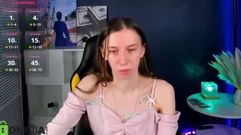 michele_mack online show from March 3, 2:58 am