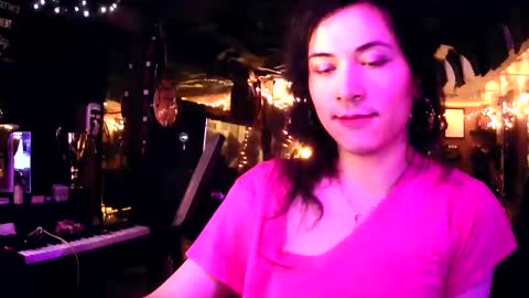 michelle_flowers online show from December 30, 8:15 pm