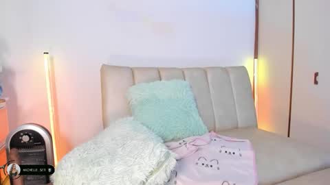 Michelle online show from March 8, 2:15 am