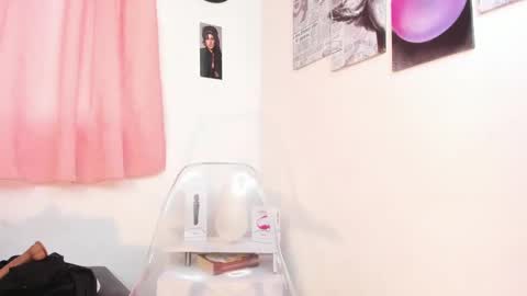 Michelle online show from March 3, 3:32 pm