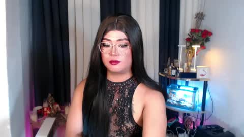 Michelle online show from August 1, 5:03 pm
