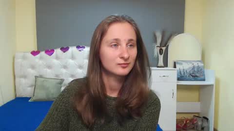 Snapshot of michellee11 chatting on October 13, 11:12 am Michel online show from October 13, 11:12 am