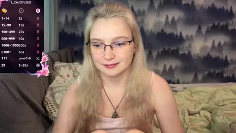 Snapshot of michiko_chan chatting on October 23, 2:24 am Jessy and Steve online show from October 23, 2:24 am