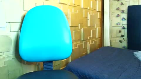 michysex2026 online show from April 10, 9:19 pm