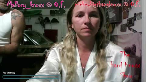 mickey85knoxx online show from November 16, 3:41 am