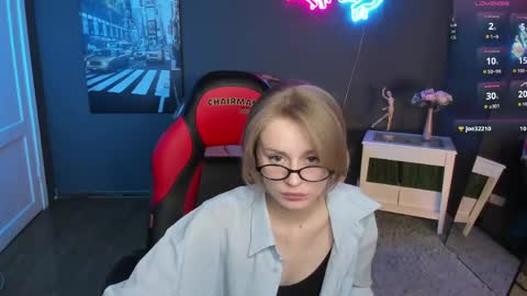 Micky online show from April 21, 2:24 pm