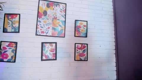 Micki online show from April 10, 11:59 am